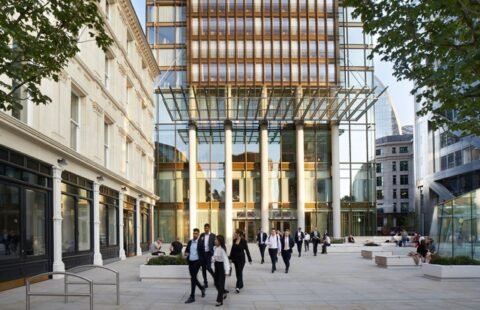 Elevated Luxury Living Above Pan Pacific London