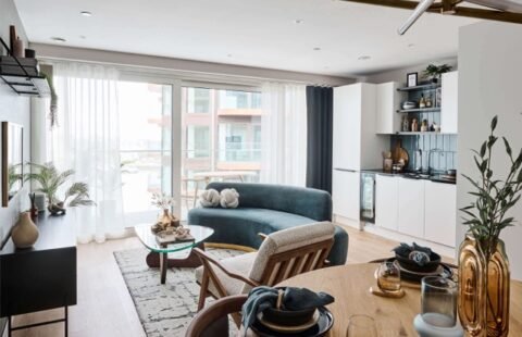 Elegant 2-Bedroom Apartment in Plumstead, London