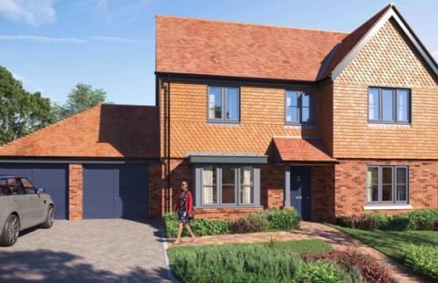 Contemporary 4-Bedroom Detached Home in Hildenborough, Kent