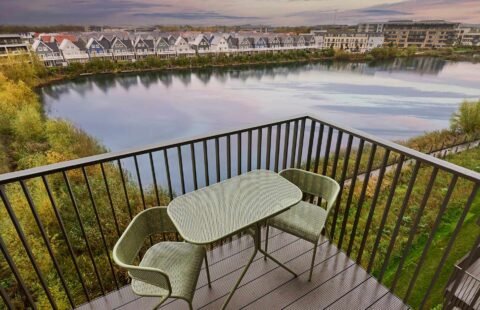 Contemporary Waterfront Living in Reading, Close to London