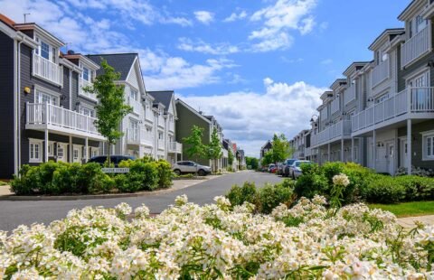 Apartments in Reading Tranquil Lakeside Living London