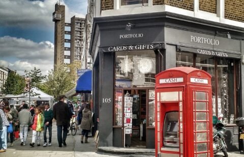 Spacious 3-Bedroom Apartment in Plumstead, London