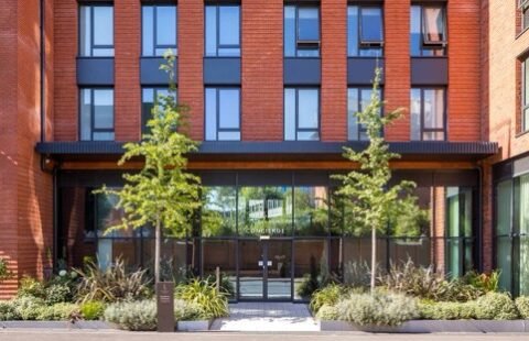 Apartments with Private Gardens in Birmingham