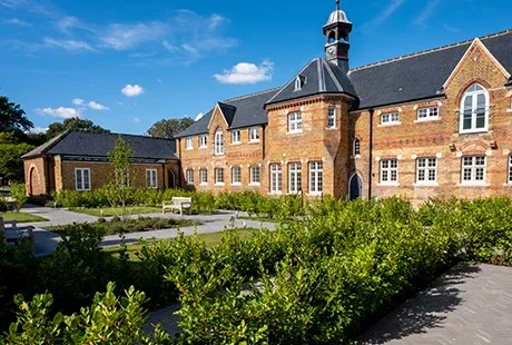 Regal Houses in Enfield with Royal Charm and Increadible Historic Area