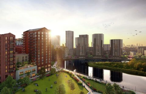 Modern Family Homes in Poplar Riverside With Green Spaces