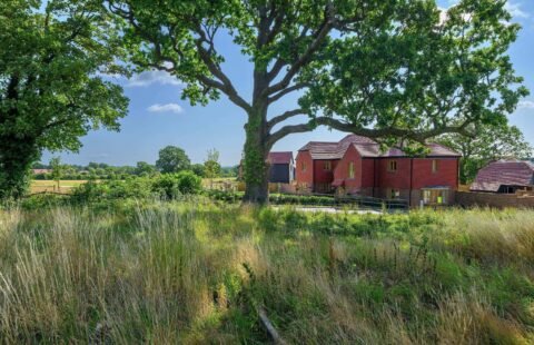 Stylish 4-Bedroom Semi-Detached Home in Cranbrook, Kent