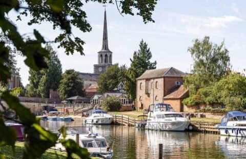 Houses in Wallingford Luxury Style and Beautiful View is Waiting For You